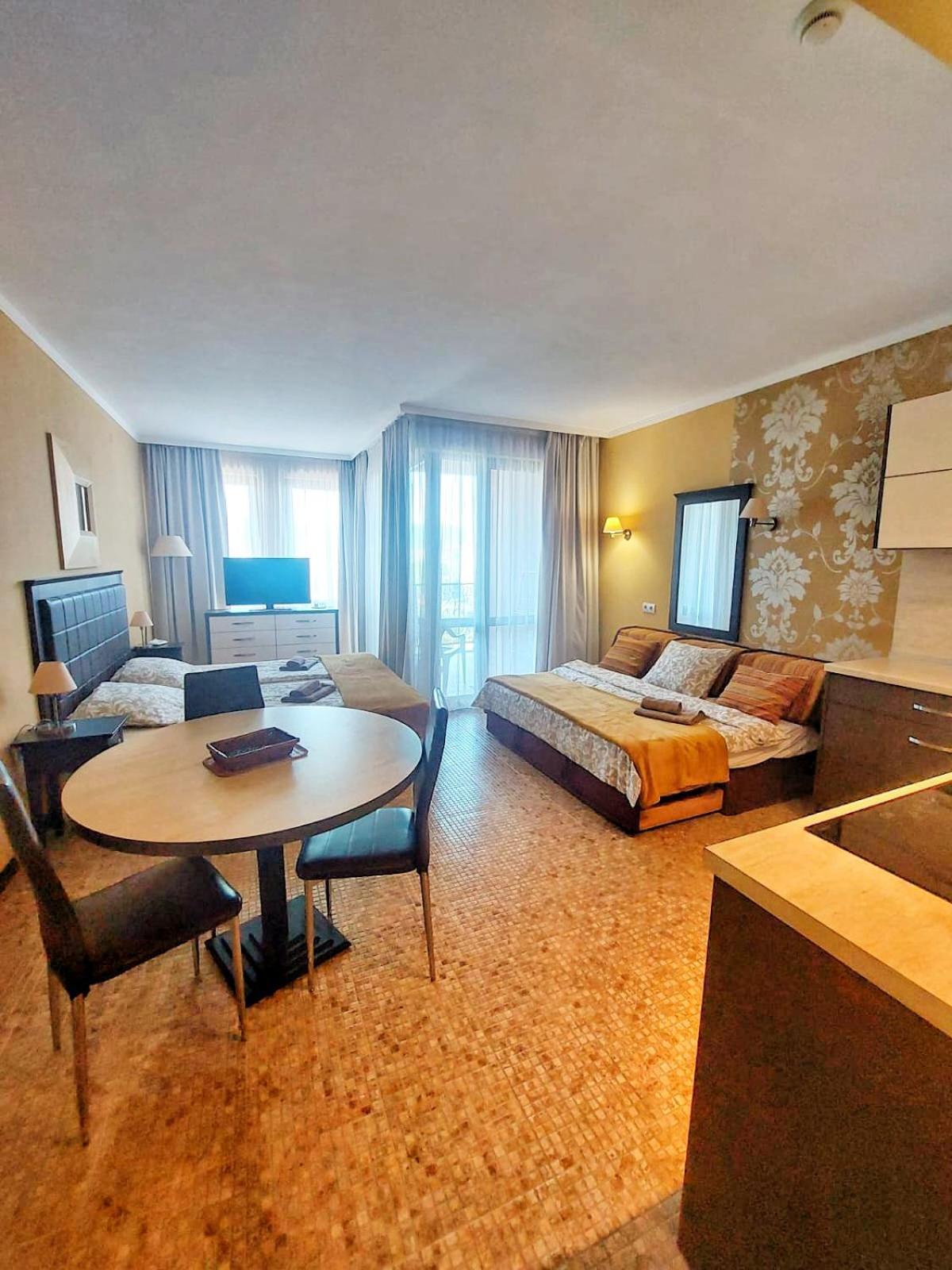 Cozy Apartment In Barcelo Royal Beach Hotel ***** Солнечный берег Экстерьер фото
